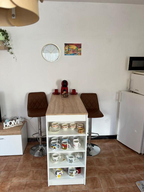 Kuhinja ili čajna kuhinja u objektu Apartmani Đani