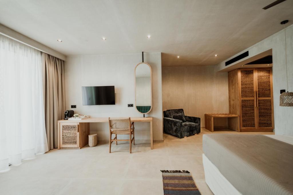 Kalani Residence - 11