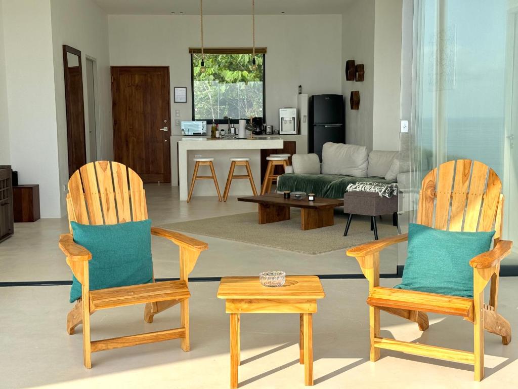 TV a/nebo společenská místnost v ubytování Les Roches - Paradise Retreat