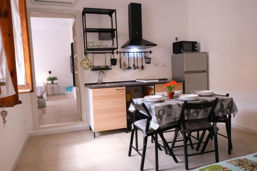 Kuchyň nebo kuchyňský kout v ubytování Sunset Beach House Buggerru