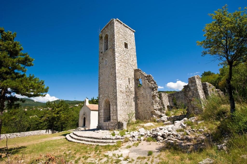 Příroda nedaleko apartmánu