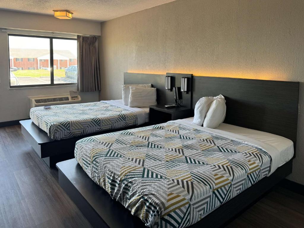 Motel 6-Cedar Rapids, IA - 四人间