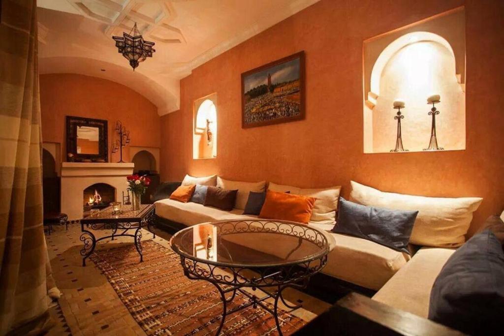 Posezení v ubytování Riad Mounlight