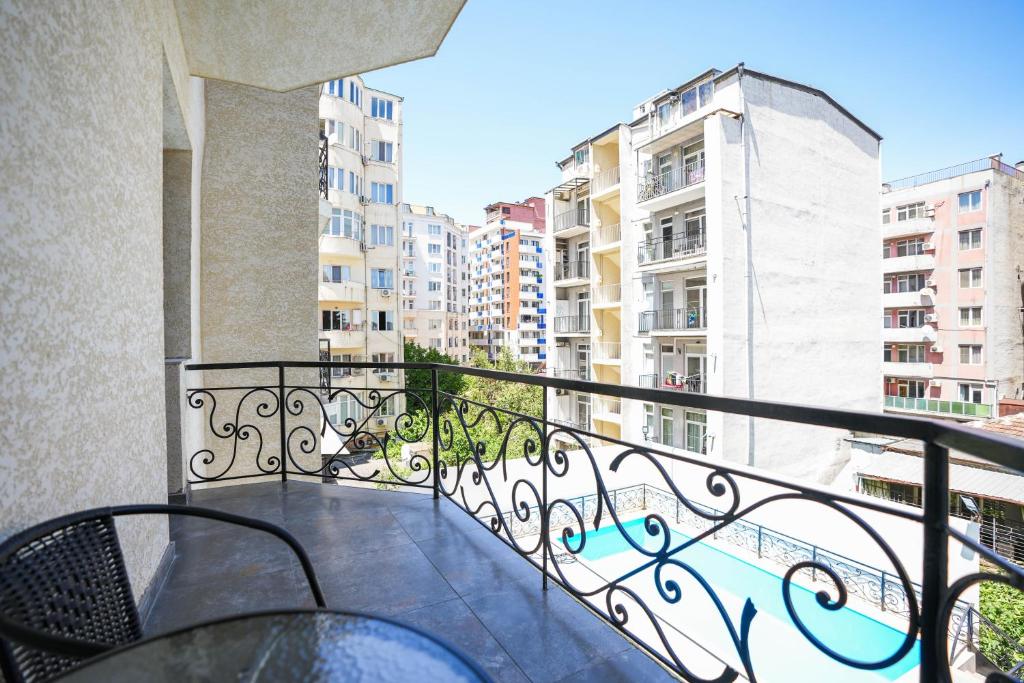 Balkón nebo terasa v ubytování Hotel Splendid Tbilisi