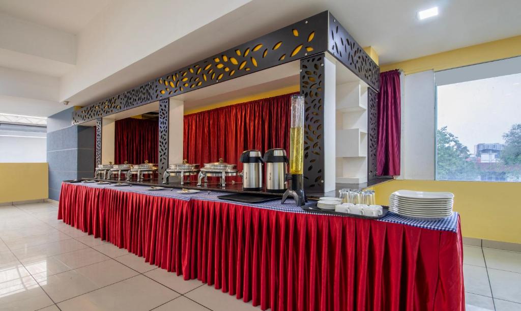 Restaurace v ubytování Treebo Grand Canyon By D2V