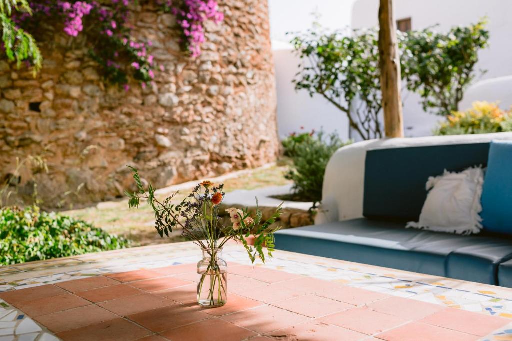 Vonkajšia záhrada v ubytovaní Can Quince Balafia Ibiza Hotel - Turismo de Interior