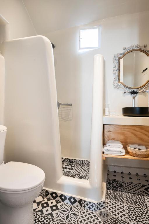 Un baño de Dream Villa Santorini