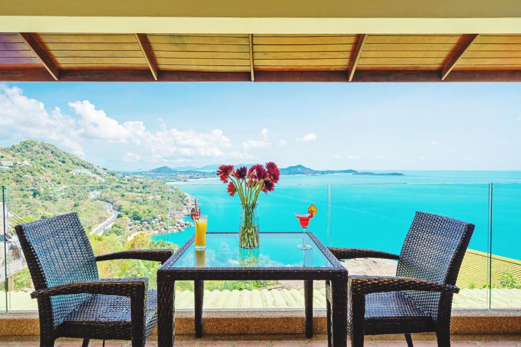 Sandalwood Luxury Villa Resort - 1