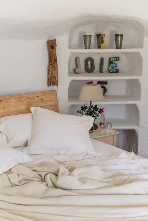 Posteľ alebo postele v izbe v ubytovaní Can Quince Balafia Ibiza Hotel - Turismo de Interior