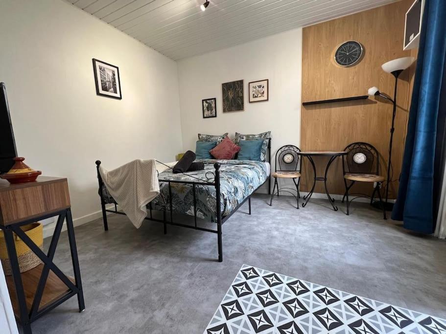 Et opholdsområde på Châteaux 5 minute, Parking Gratuit hauteur 2 m