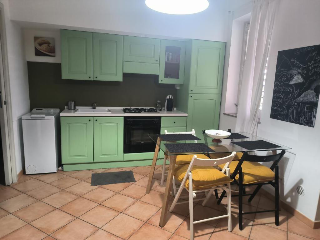 Kuchnia lub aneks kuchenny w obiekcie Etna Holidays Home SereLeo
