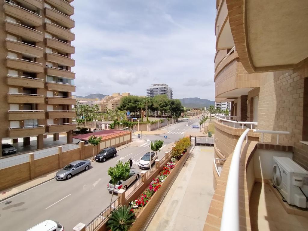A general mountain view or a mountain view taken from Az apartmant