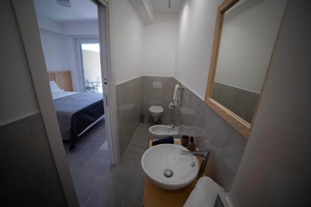 Middle Town Palace - 1