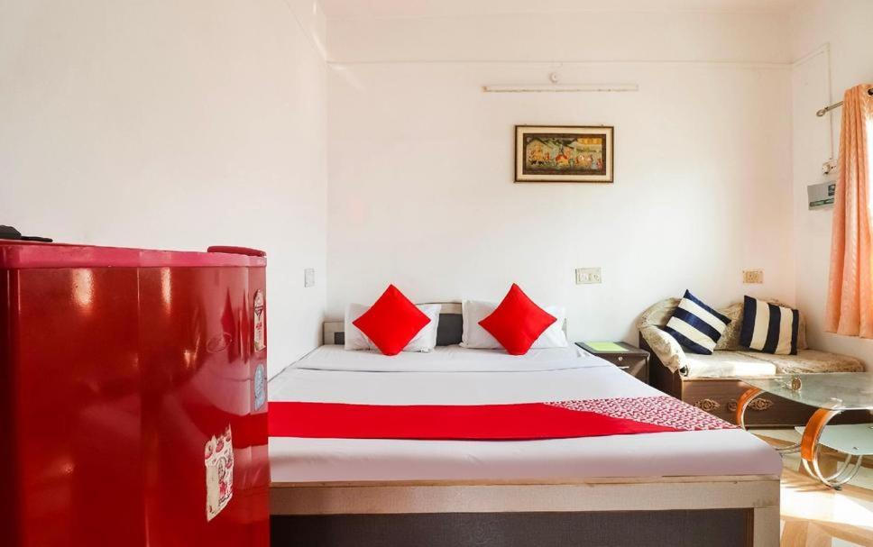 Kesher Paying Guest House - 带私人浴室的双人间