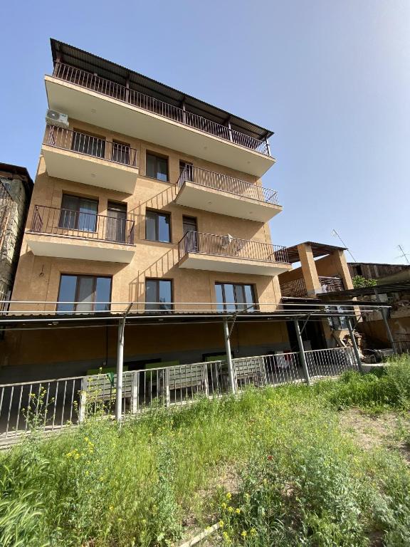 Budova, kde se hostel nachází