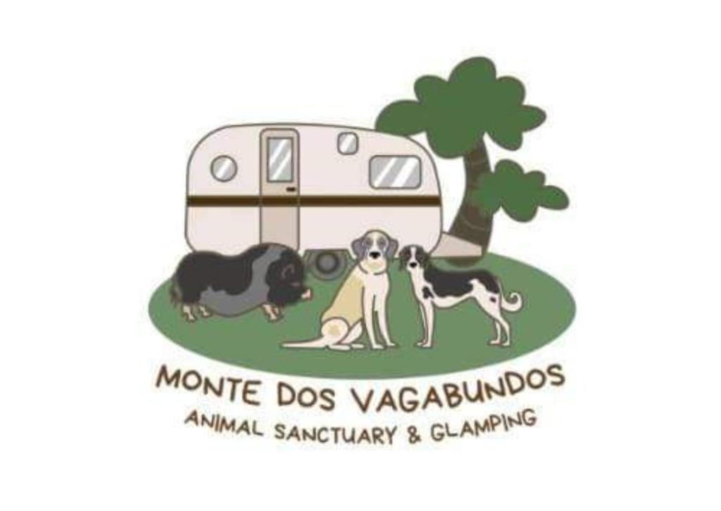 Fotografie z fotogalerie ubytování Cosy nest in animal rescue Monte dos Vagabundos v destinaci São Teotónio
