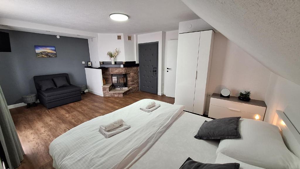 Fotografia z galérie ubytovania Apartments & rooms Velebit v destinácii Lovinac