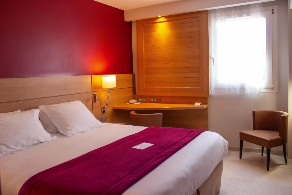 Best Western Plus Le Lavarin - Resim 6