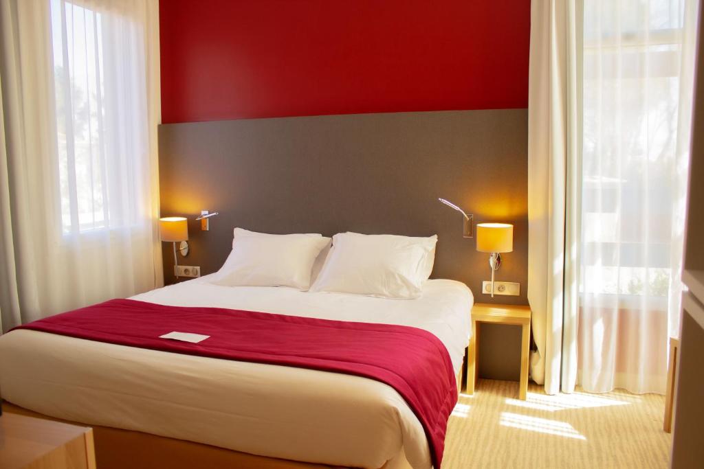 Best Western Plus Le Lavarin - Resim 11