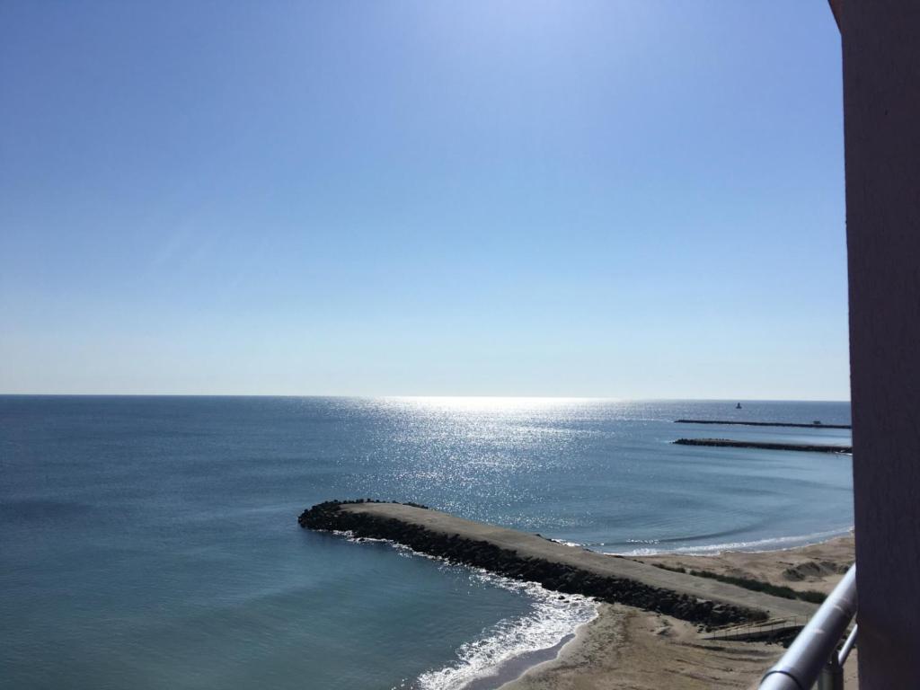 Sunny Bay Rooms