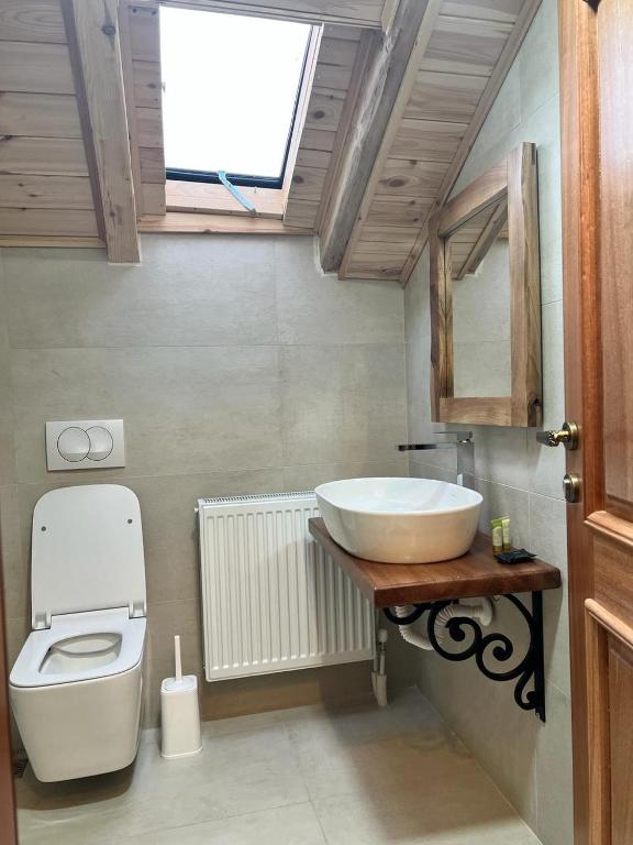 Koupelna v ubytování Hotel Bacelli Voskopoje