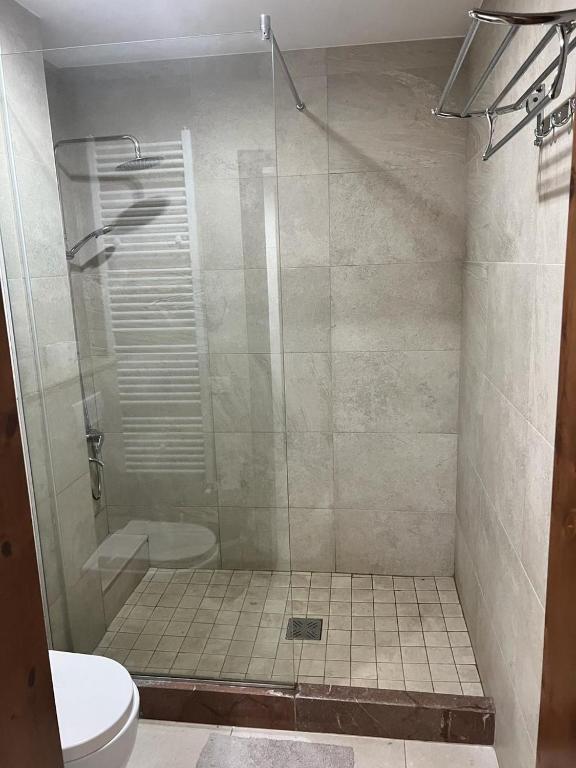 Koupelna v ubytování Hotel Bacelli Voskopoje