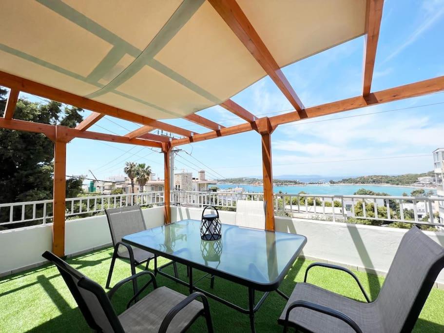 Riviera View