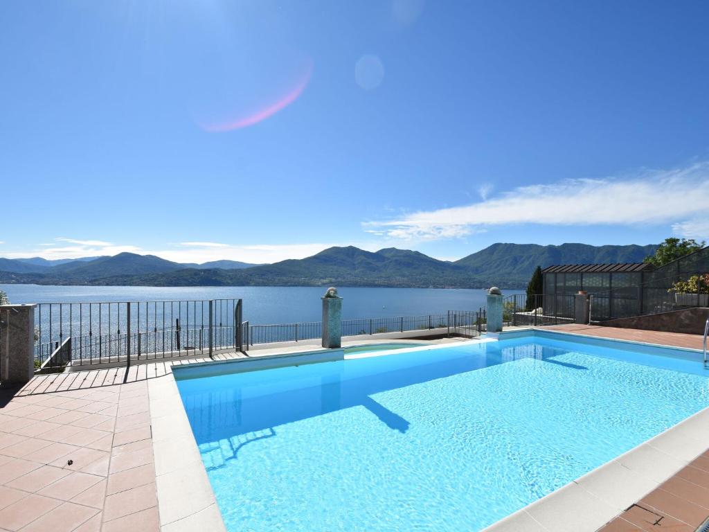 Apartment by Lake Maggiore with Stunning View - Casa De Vacaciones De 2 Dormitorios