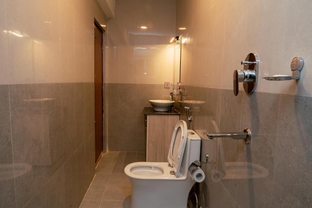 Ένα μπάνιο στο Pine Tree Resort