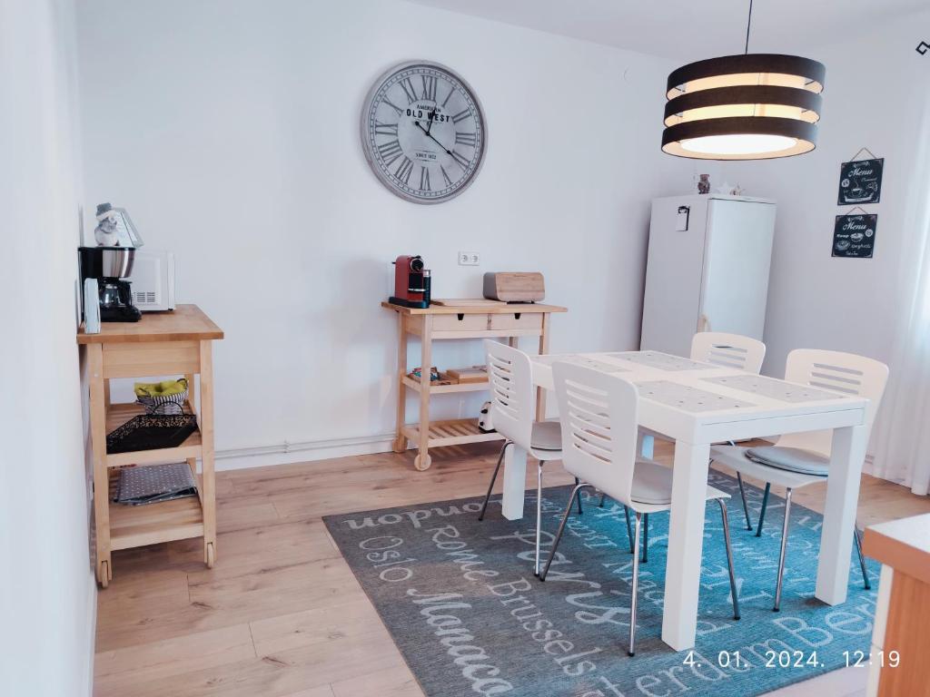 Kuchyňa alebo kuchynka v ubytovaní Lumani Apartment Zagreb with FREE Parking