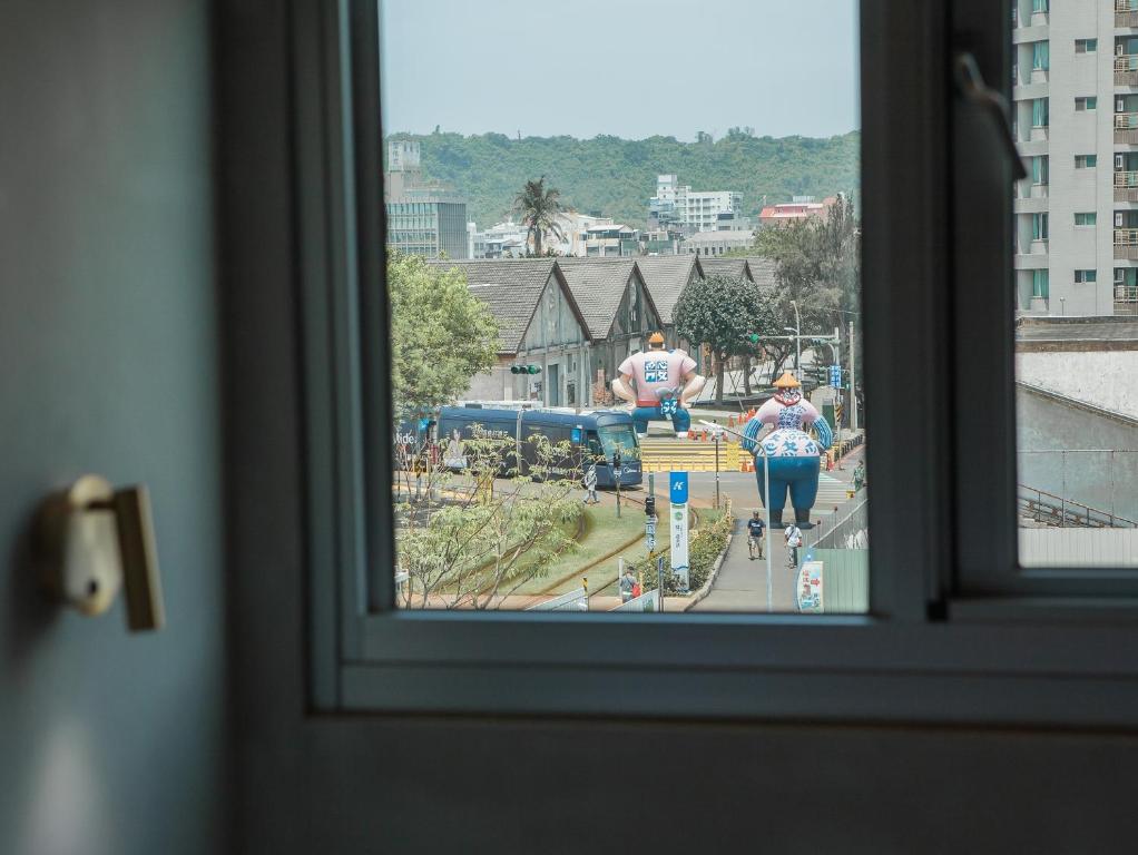 Nespecifikovaný výhled na hory nebo výhled na hory při pohledu z hotelu