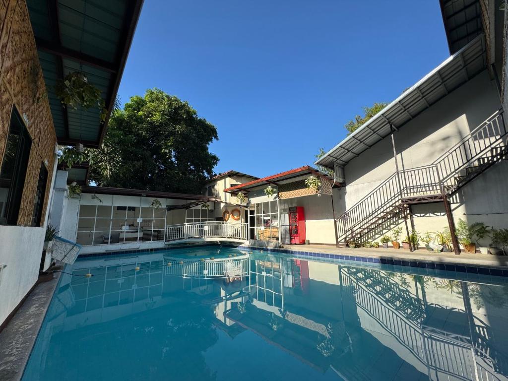 Viewleaf Resort Hotel, Marikina (updated prices 2026)