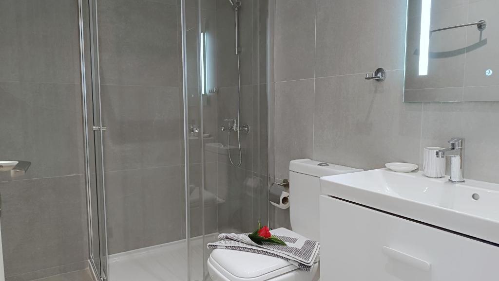 Koupelna v ubytování Larvella Estia Luxury Suites