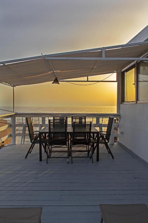 Yasmina's Guest House