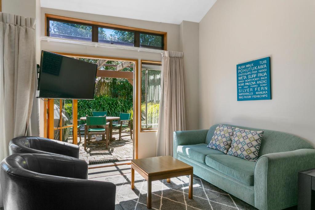 Cascades Lakefront Motel - Resim 42