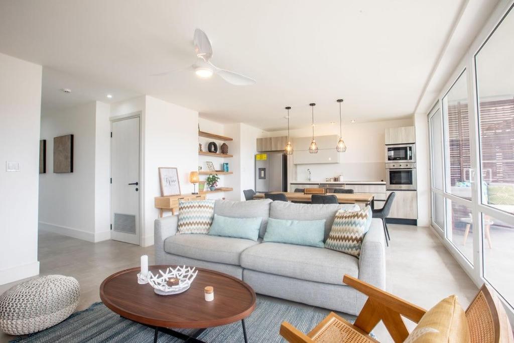 Kuchyň nebo kuchyňský kout v ubytování Blue Venao CONDO APARTMENT C21