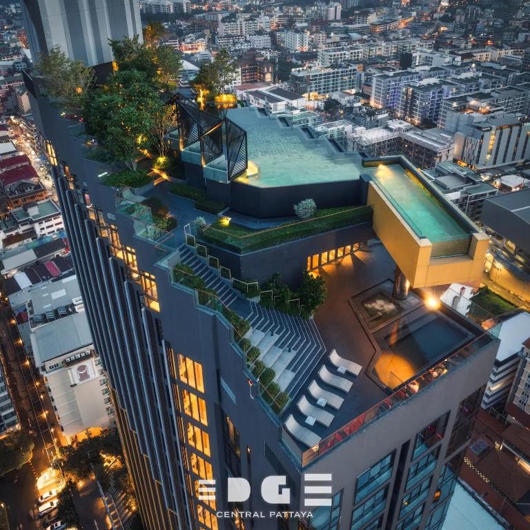 View of Super Luxury Infinity Pool Seaview Apartment, Pattaya (updated prices 2026)