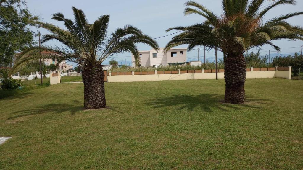 Zahrada ubytování Ariadni Sidari Beach House