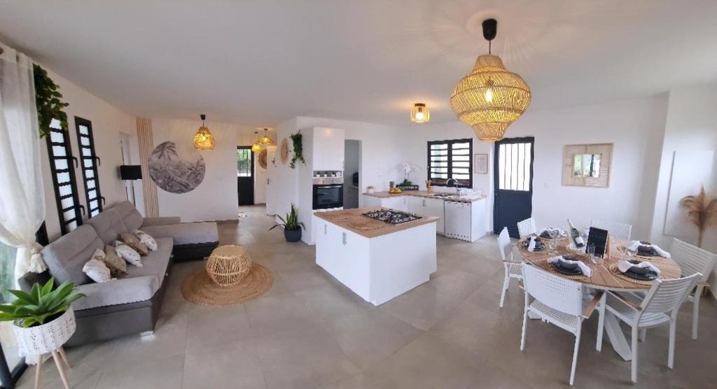 Posezení v ubytování Villa les balancelles