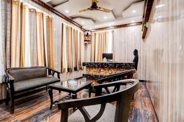 Posezení v ubytování Hotel Rudraksh