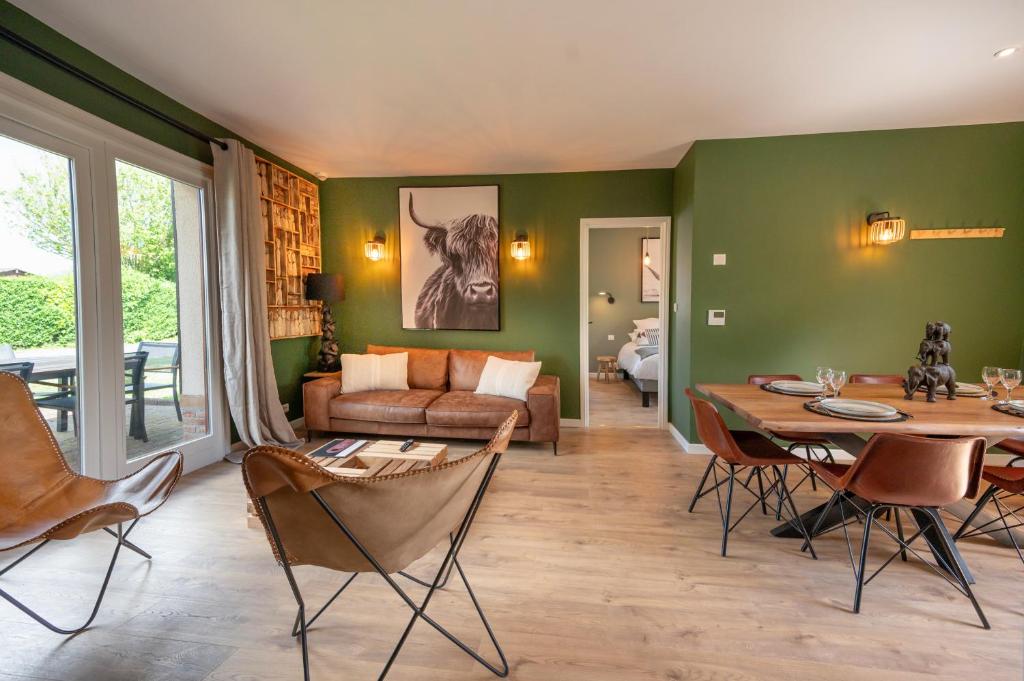 Posezení v ubytování Hôtel Restaurant Le Fiacre à Quend plage
