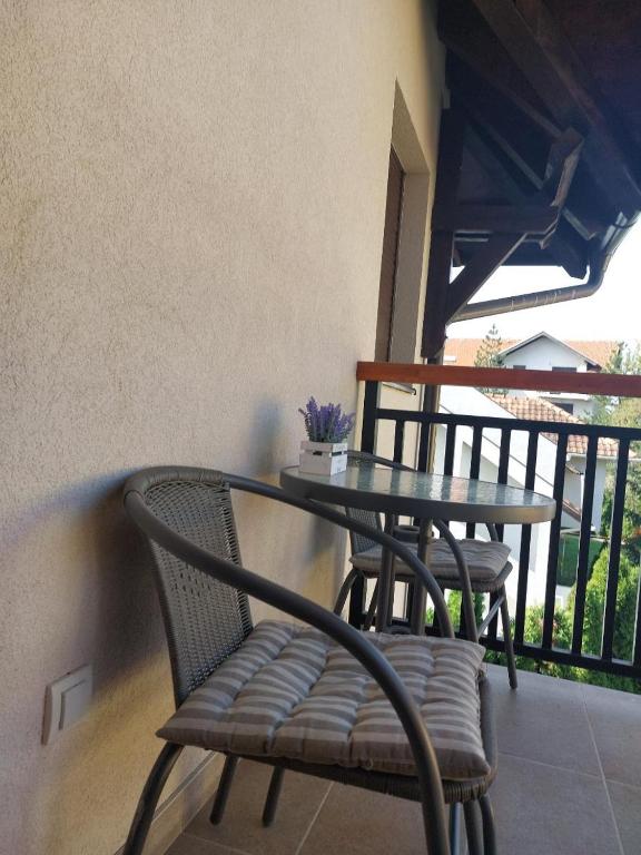 Balkón nebo terasa v ubytování Apartman Loly Zlatibor