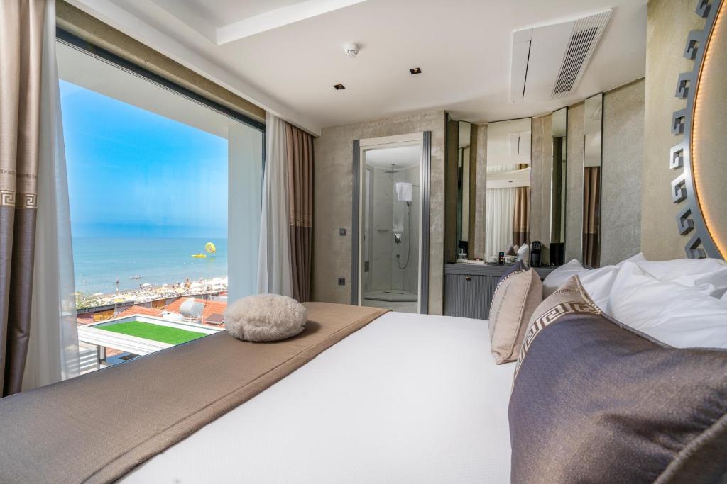 Nespecifikovaný výhled na moře nebo výhled na moře při pohledu z hotelu