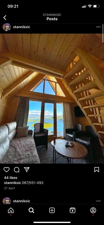 Зона вітальні в Martin