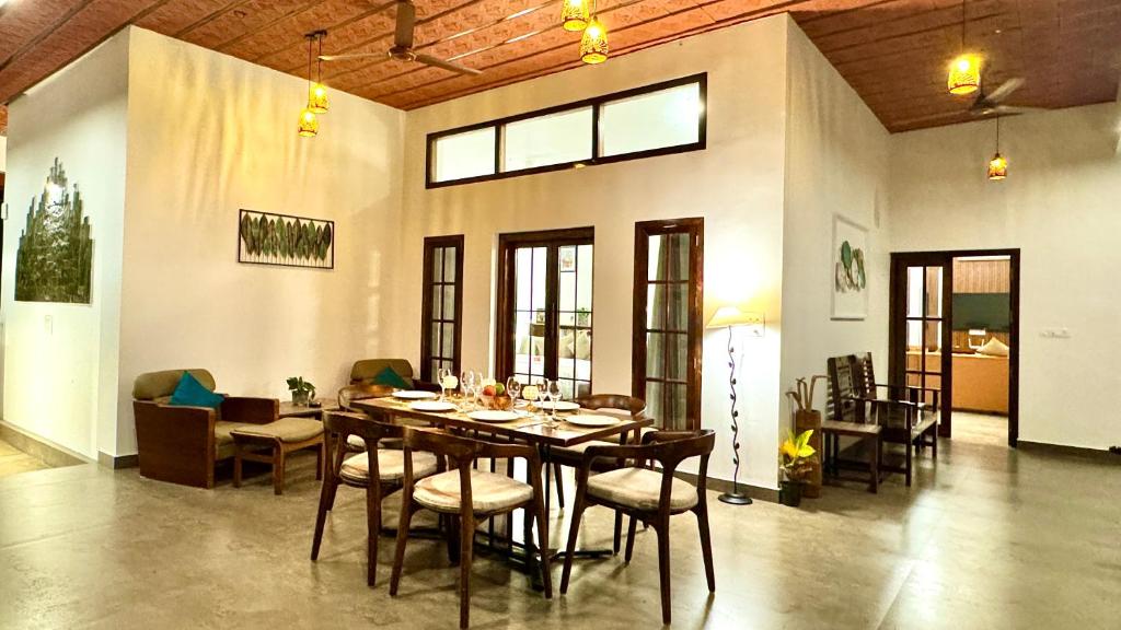 Istumisnurk majutusasutuses Tranquil Resort - Blusalzz Collection, Wayanad - Kerala