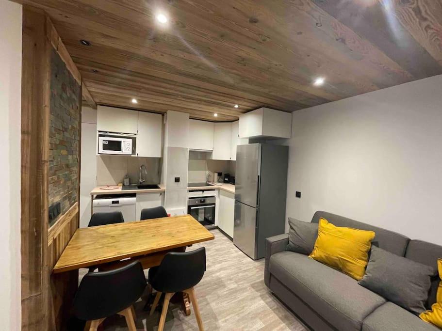 Dapur atau dapur kecil di Le Pierrer 5 4 couchages