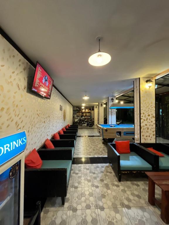 TV a/nebo společenská místnost v ubytování Blueskyhouse Patong