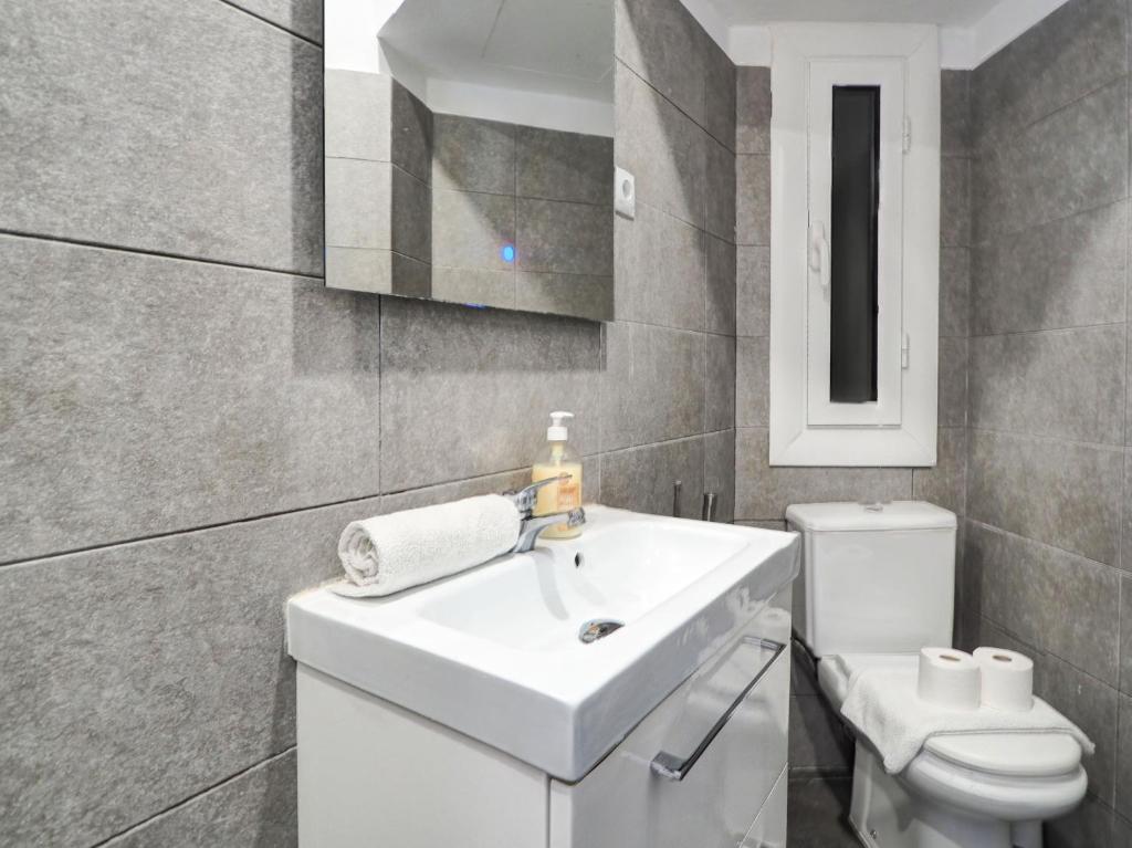 Kúpeľňa v ubytovaní Pura Vida Apartment by Hello Homes Sitges