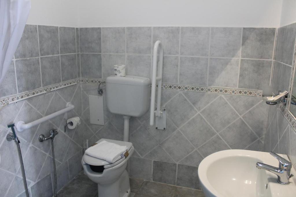 Vel Marì - Rooms on the Beach - Double Or Twin Room - Disability Access
