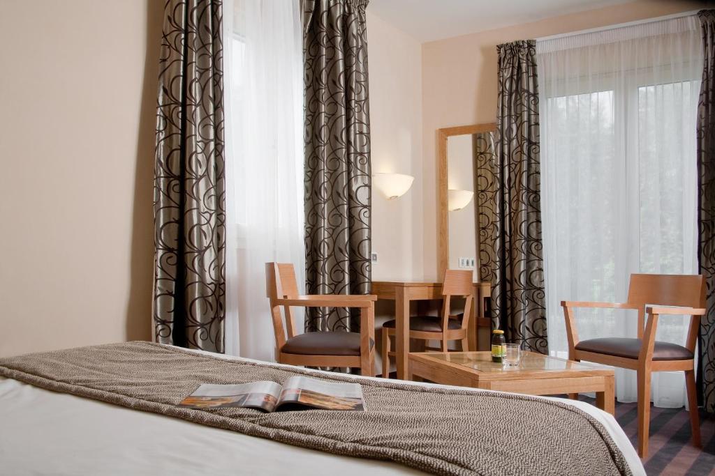 Auberge Du Moulin Marin - Family Room